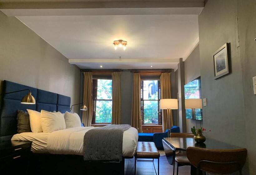 Fotos del hotel The Historical Blue Moon   Nyc:  43