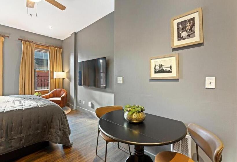 Fotos del hotel The Historical Blue Moon   Nyc:  36