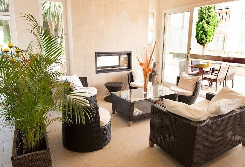 Apartamentos Sol Romántica By Dot Suites
