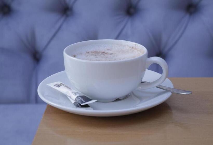 تختخواب و صبحانه Astors Belgravia