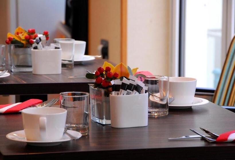 تختخواب و صبحانه Astors Belgravia