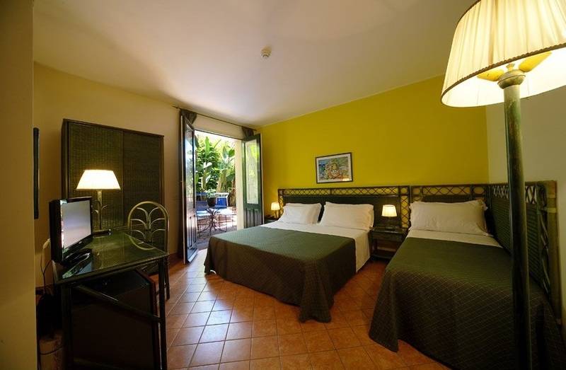 Fotos del hotel Baia Delle Sirene:  2