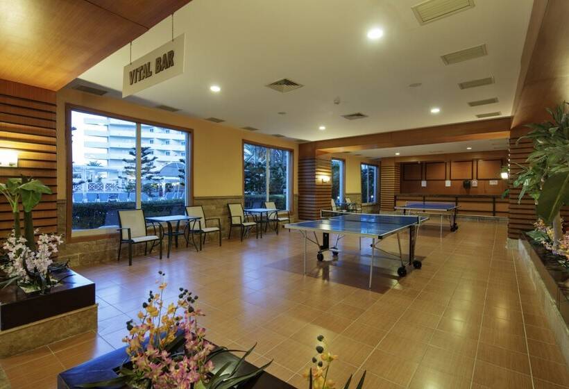 هتل Crystal Admiral Resort Suites & Spa  Ultimate All Inclusive