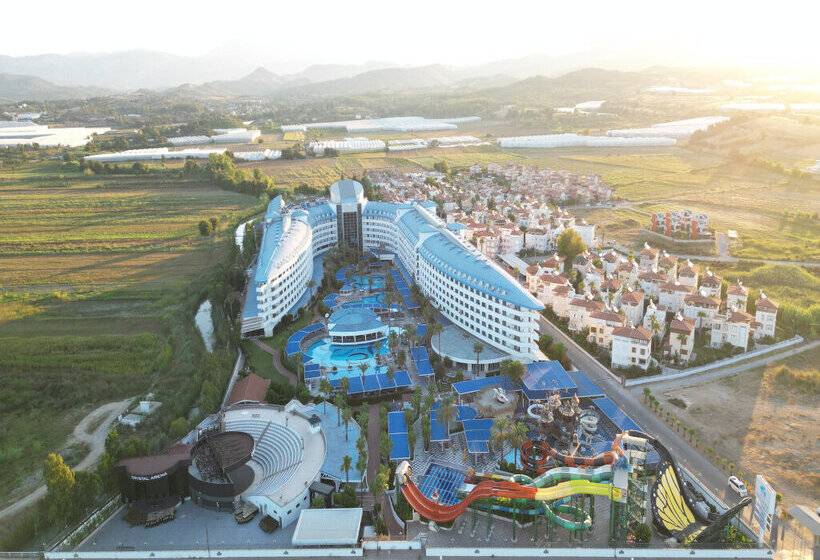 هتل Crystal Admiral Resort Suites & Spa  Ultimate All Inclusive