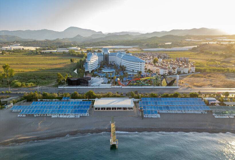 هتل Crystal Admiral Resort Suites & Spa  Ultimate All Inclusive