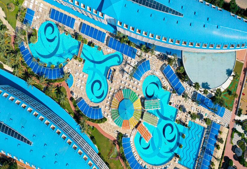 هتل Crystal Admiral Resort Suites & Spa  Ultimate All Inclusive