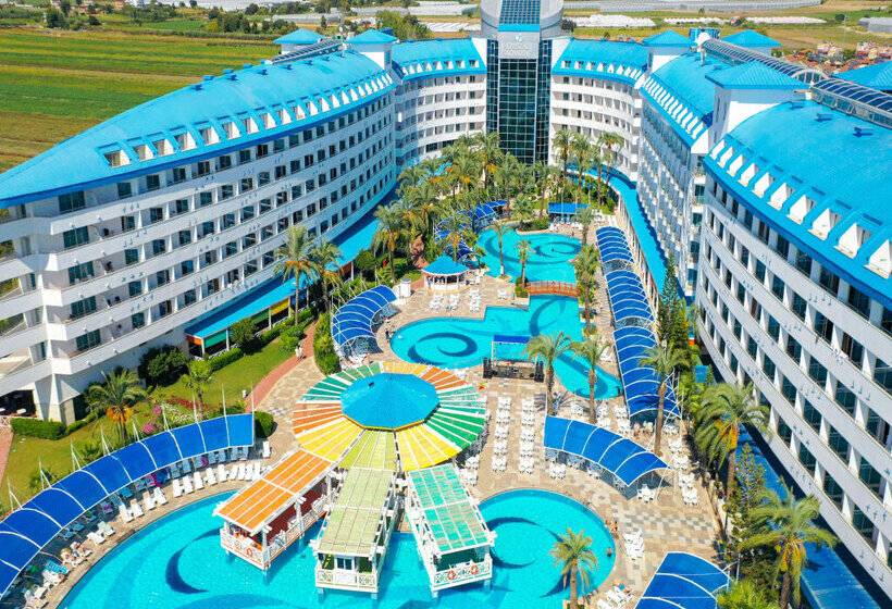 هتل Crystal Admiral Resort Suites & Spa  Ultimate All Inclusive