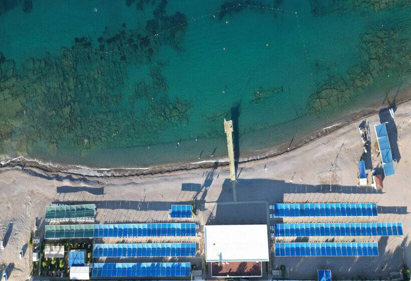هتل Crystal Admiral Resort Suites & Spa  Ultimate All Inclusive