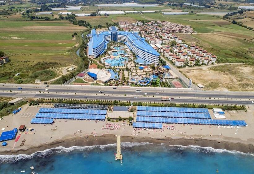 هتل Crystal Admiral Resort Suites & Spa  Ultimate All Inclusive