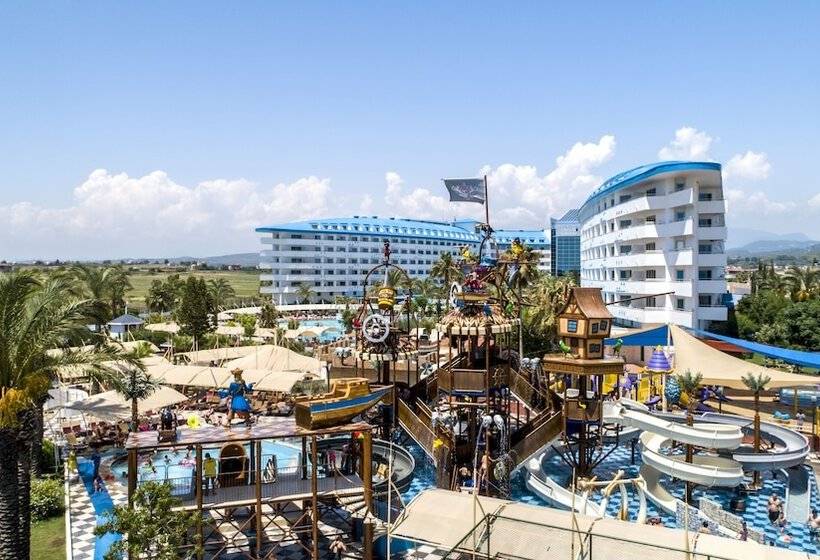 هتل Crystal Admiral Resort Suites & Spa  Ultimate All Inclusive
