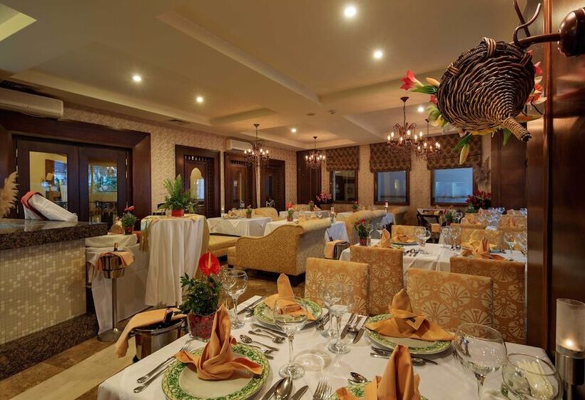 هتل Crystal Admiral Resort Suites & Spa  Ultimate All Inclusive