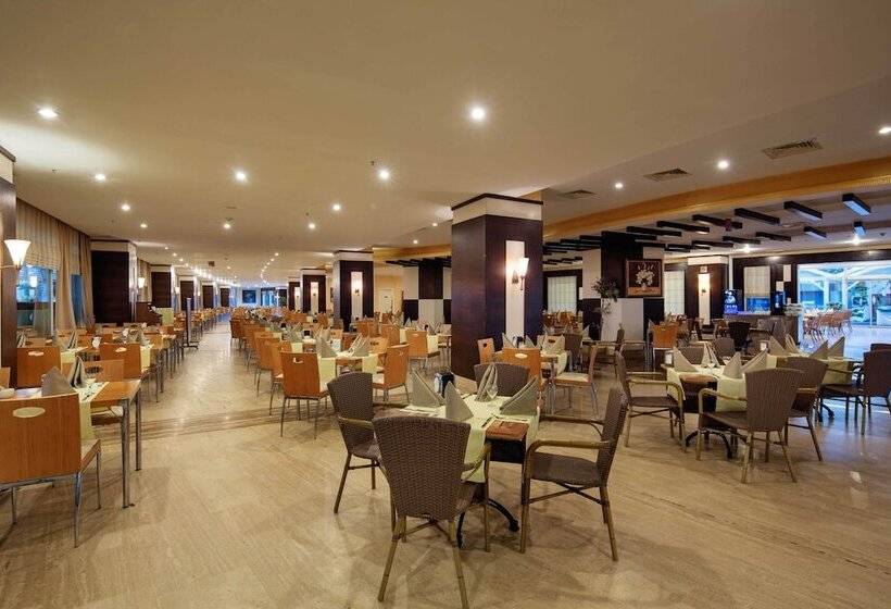 هتل Crystal Admiral Resort Suites & Spa  Ultimate All Inclusive