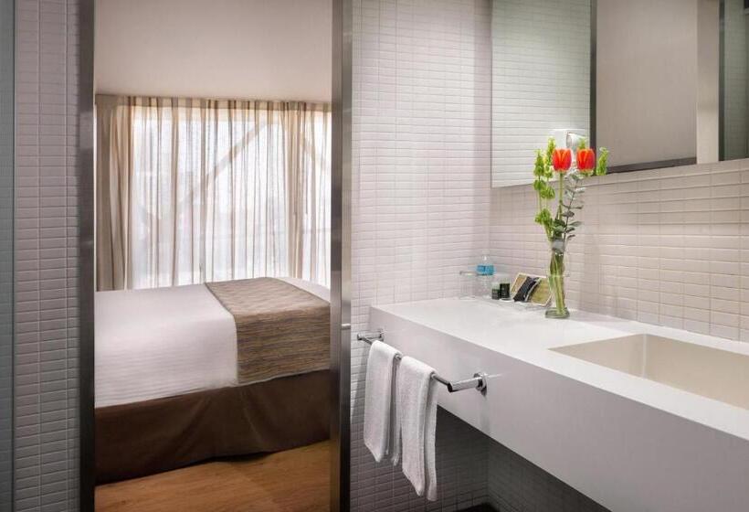 בית מלון כפרי Exe Suites Reforma