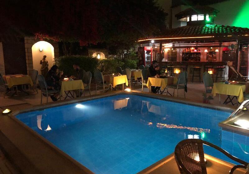 Fotos del hotel Karyatit Kaleici:  31