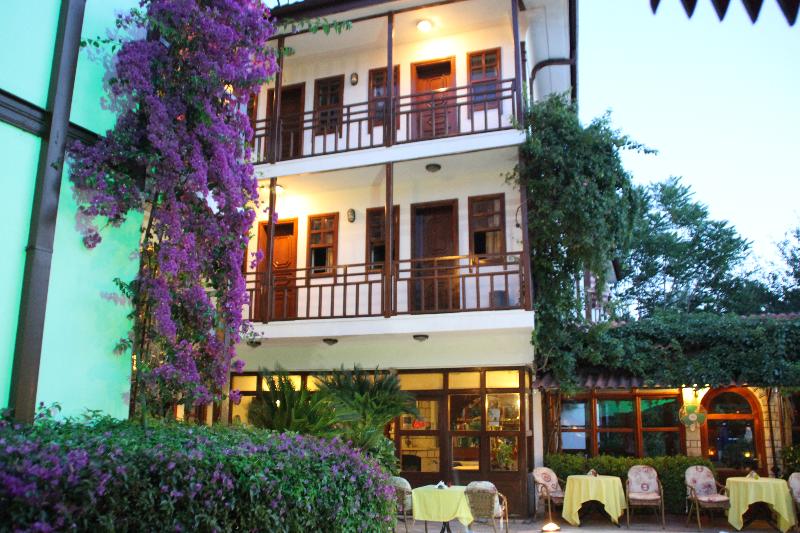 Fotos del hotel Karyatit Kaleici:  54