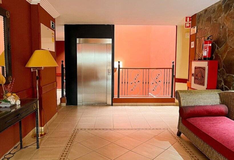 Hotel La Aldea Suites