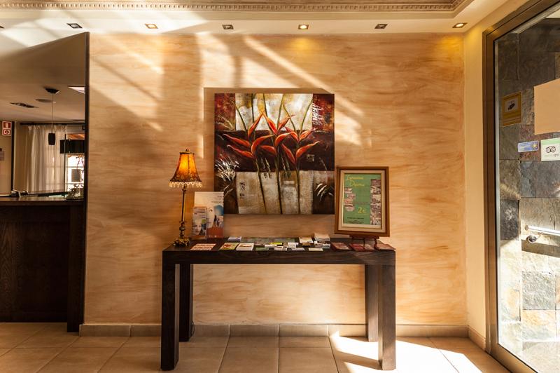 هتل La Aldea Suites