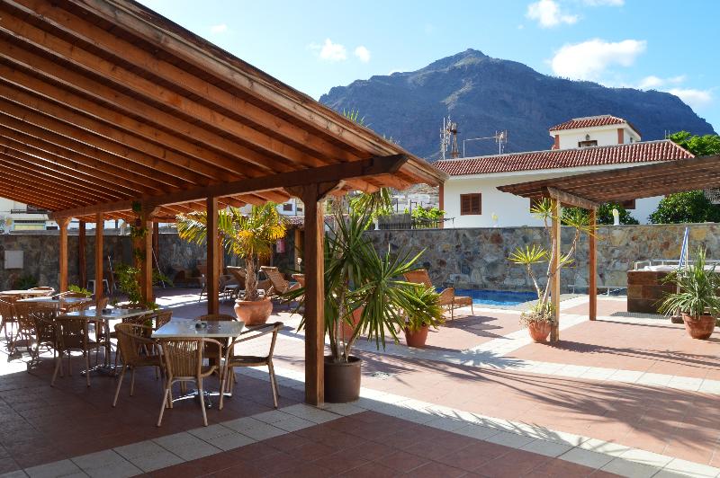 هتل La Aldea Suites