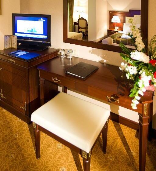 هتل Latanya Palm & Spa Airport Antalya