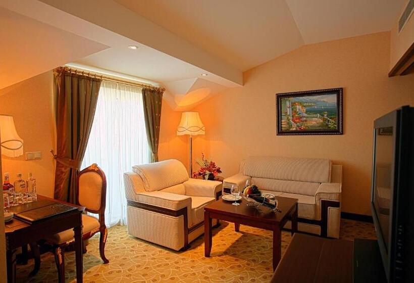 هتل Latanya Palm & Spa Airport Antalya