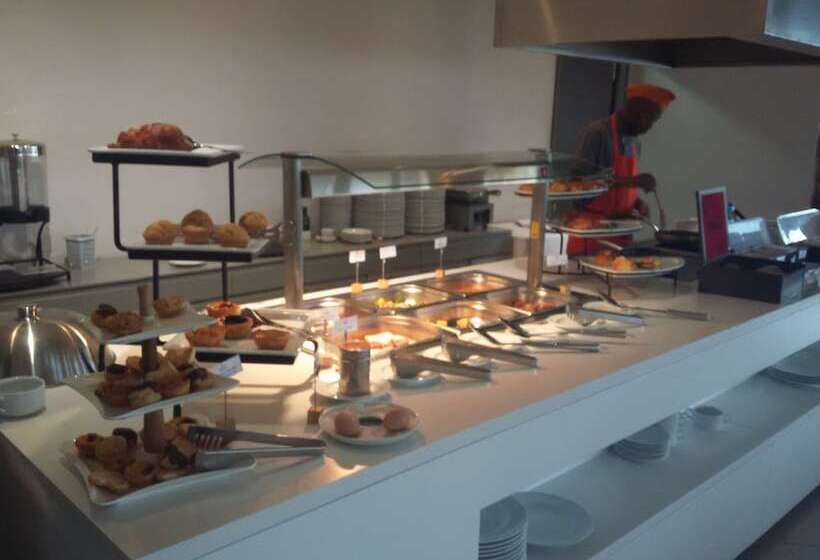 ホテル Montebelo Girassol Maputo