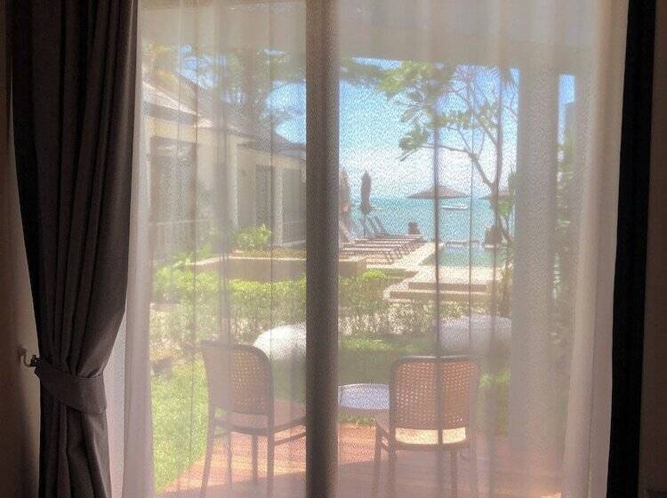 هتل Punnpreeda Beach Resort   Sha Plus Certified