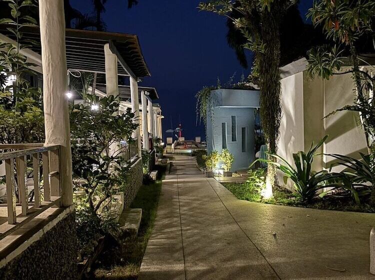 هتل Punnpreeda Beach Resort   Sha Plus Certified