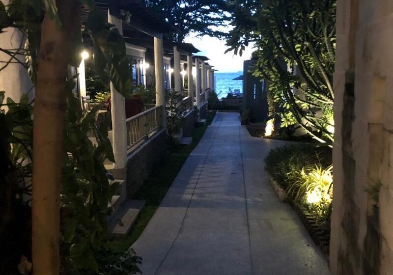 هتل Punnpreeda Beach Resort   Sha Plus Certified