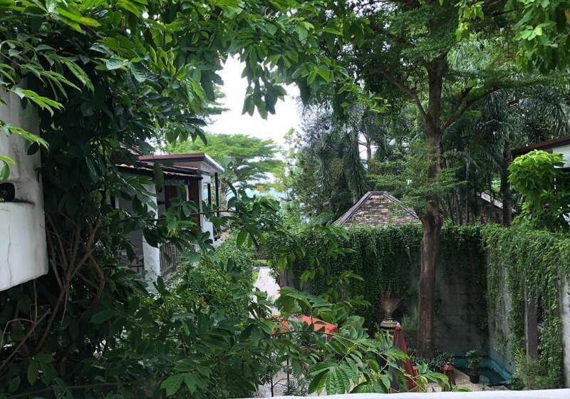 هتل Punnpreeda Beach Resort   Sha Plus Certified