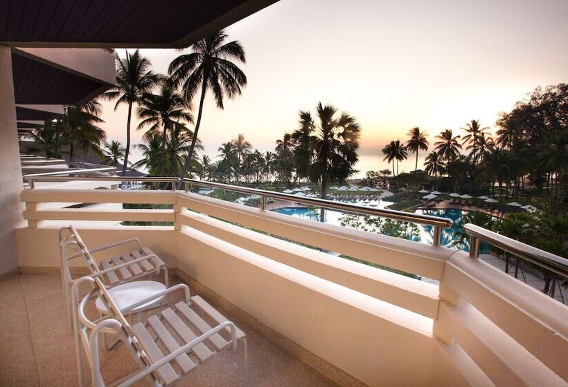هتل The Regent Cha Am Beach Resort, Hua Hin