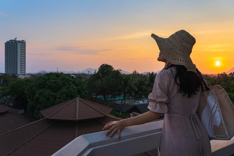 هتل The Regent Cha Am Beach Resort, Hua Hin