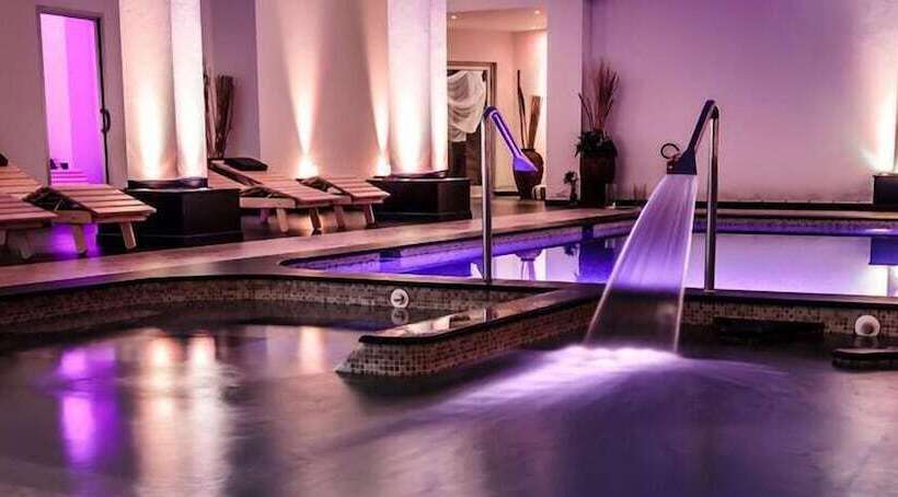 هتل Sa Rocca Sport E Resort