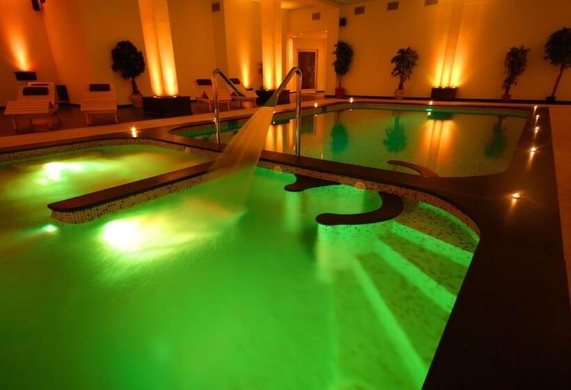 هتل Sa Rocca Sport E Resort