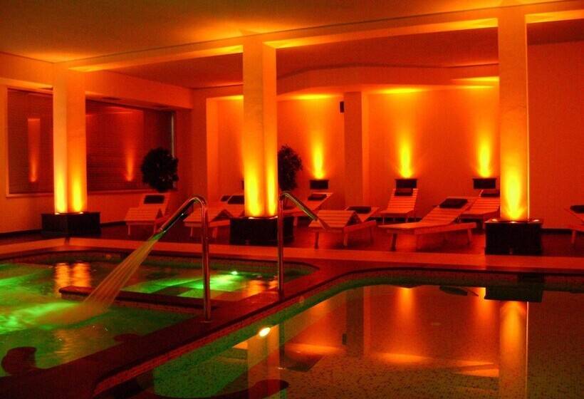 هتل Sa Rocca Sport E Resort