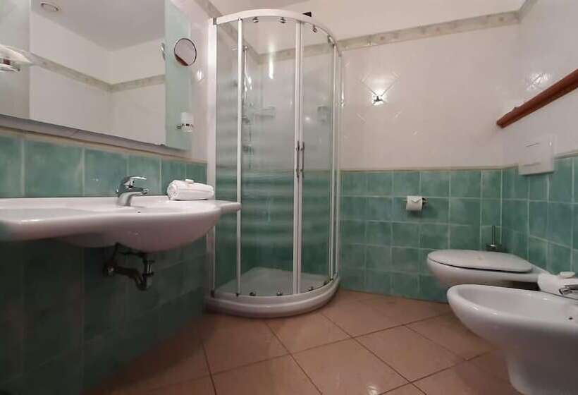 هتل Sa Rocca Sport E Resort