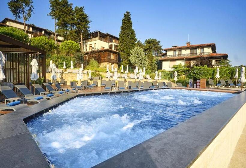 هتل Santa Marina Holiday Village