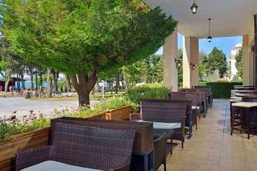 هتل Sol Nessebar Mare All Inclusive
