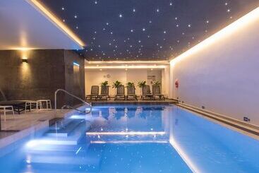 Solana Hotel & Spa