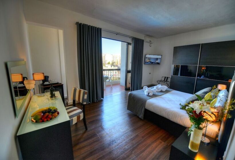 Fotos del hotel St. Julian S Bay:  26