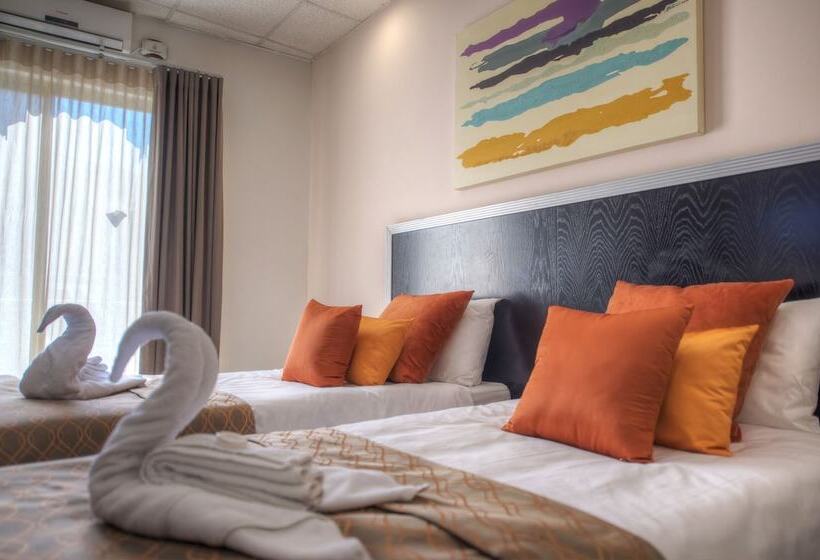 Fotos del hotel St. Julian S Bay:  4
