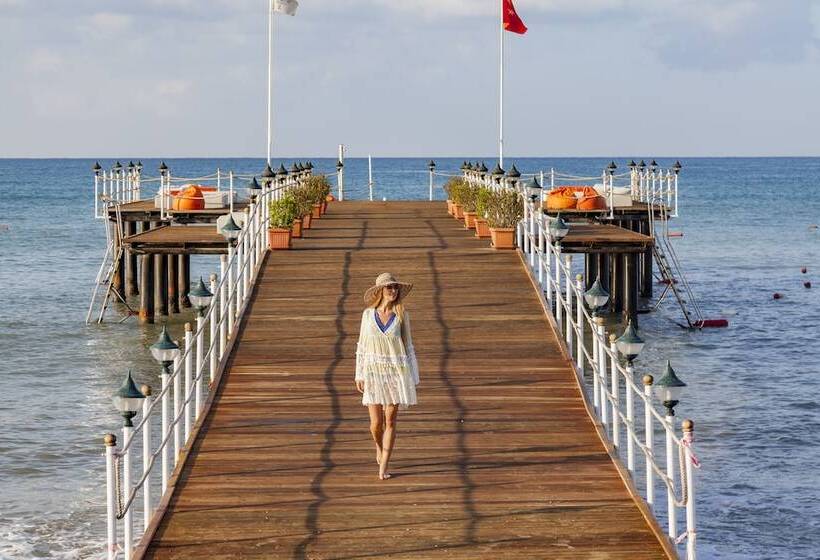 هتل Sunrise Resort