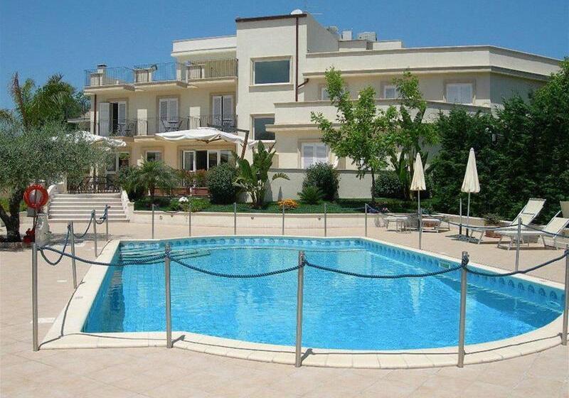 هتل Villa Daphne