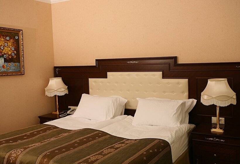 هتل Latanya Palm & Spa Airport Antalya