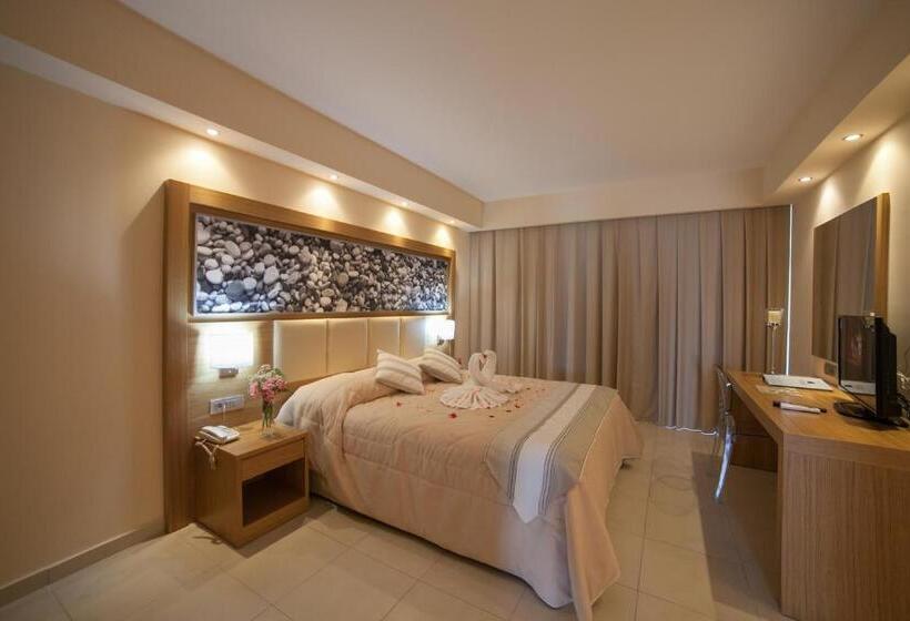 Oceanis Beach & Spa Resort