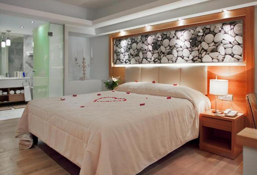 Oceanis Beach & Spa Resort