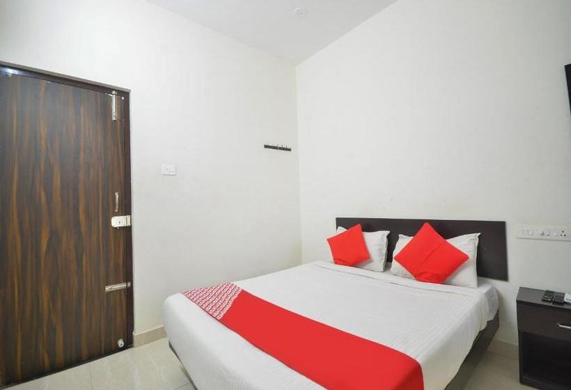 فندق Flagship 77505 Nakshatra Residency