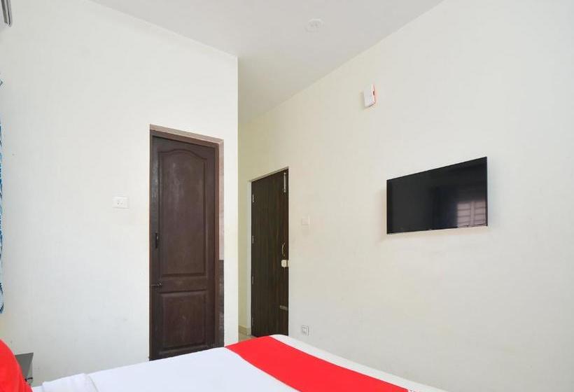 فندق Flagship 77505 Nakshatra Residency