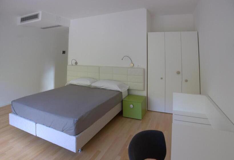 ペンション Affittacamere Rezzo