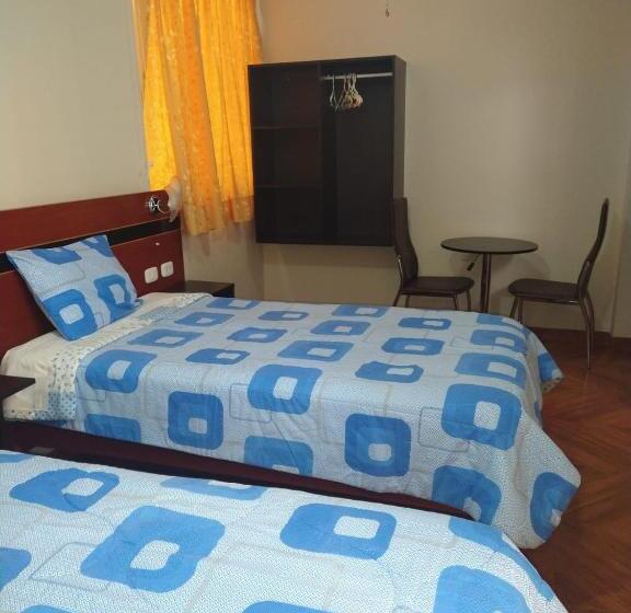 بنسيون Hostal Real Cerrillos