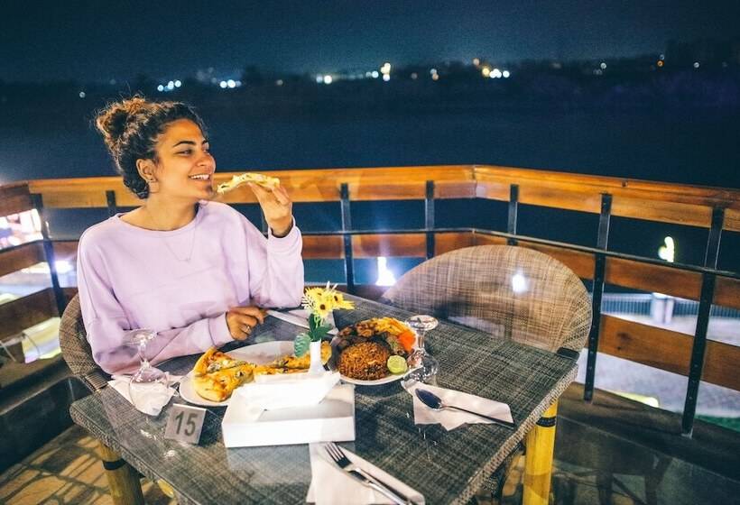 Fotos del hotel Jewel Maadi Cabins And Club:  8